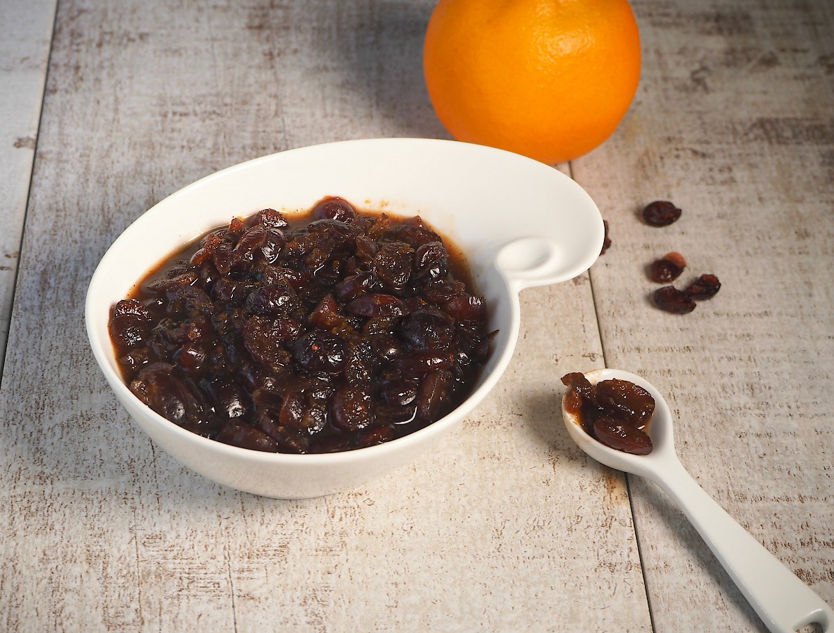 Cranberry Sauce | Paleo | Gluten-free | The JOYful Table