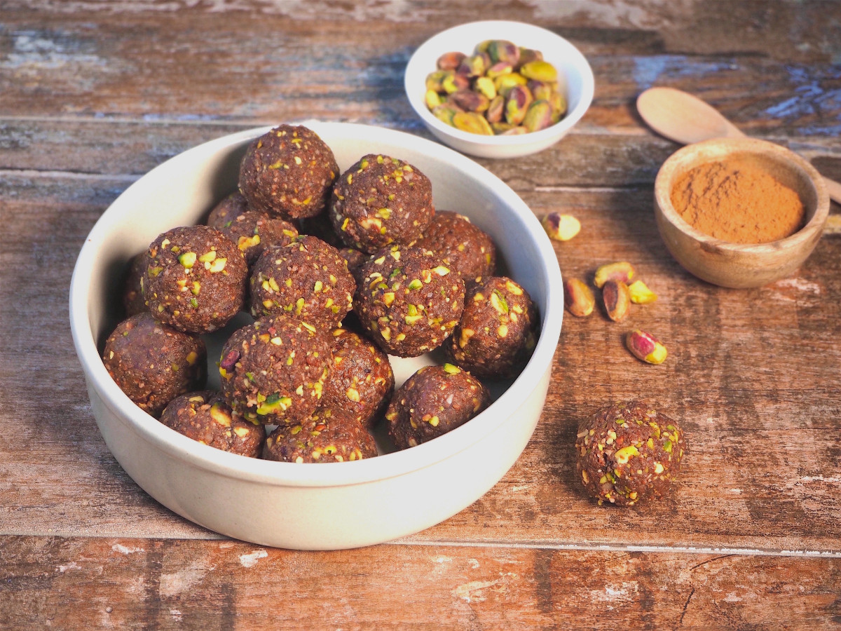 Chocolate Fudge Bites with Pistachio Chips | Paleo | Gluten-free | The JOYful Table