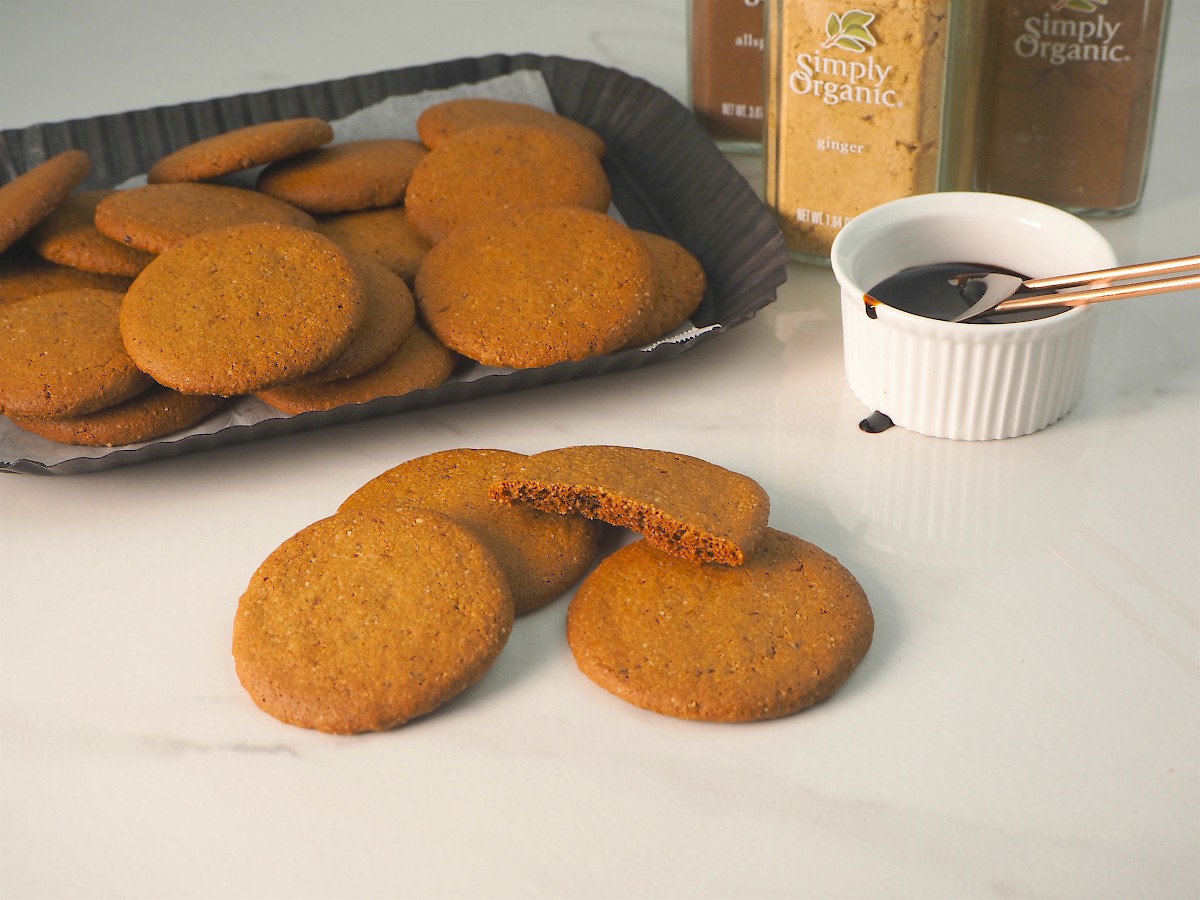 Ginger Snaps | Paleo | Gluten-free | The JOYful Table