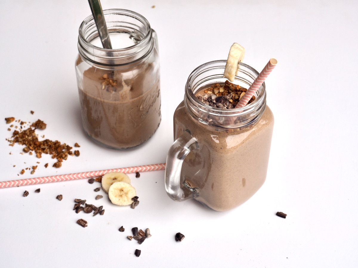 Chocolate Banana Smoothie | Paleo | Gluten-free | The JOYful Table