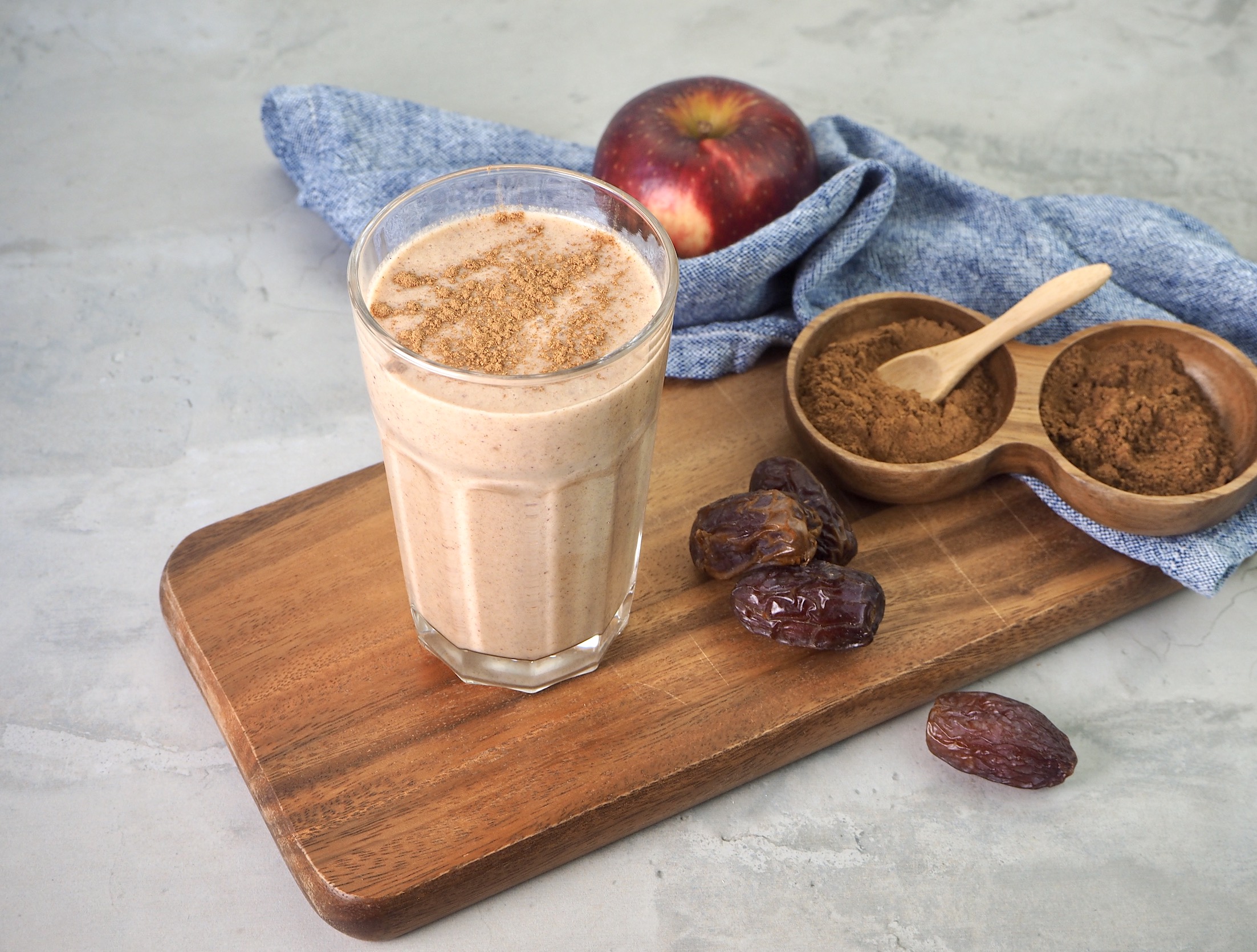 Apple 'n' Spice Smoothie | Paleo | Gluten-free | The JOYful Table