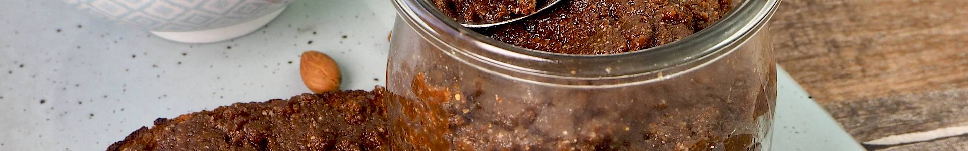 Chocolate Almond Spread